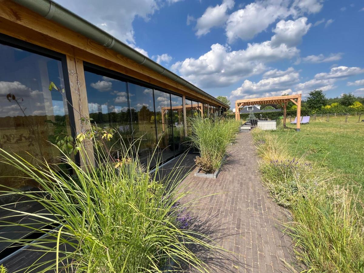 'T Heidepaleis Acomodação com café da manhã Garderen Exterior foto
